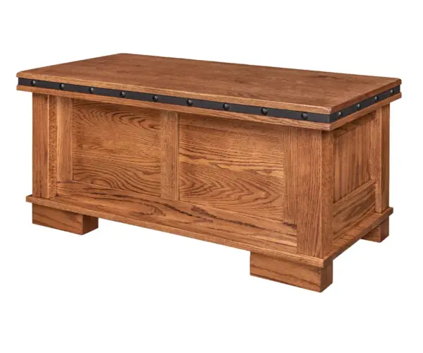 Monta Vista Blanket Chest